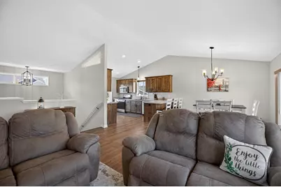 25695 Euclid Avenue, Wyoming, MN 55092 - Photo 10