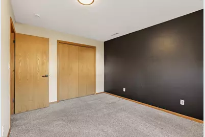 5852 Excalibur Court NW, Rochester, MN 55901 - Photo 32