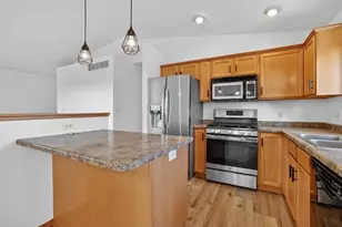 5852 Excalibur Ct NW, Rochester, MN 55901 - Photo 6