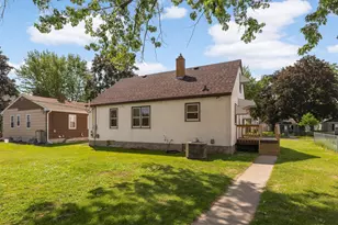 1975 Fremont Ave E, Saint Paul, MN 55119 - Photo 28