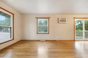 111 King St E, Saint Paul, MN 55107 - Photo 4