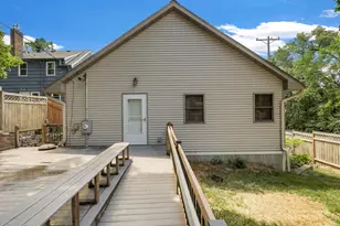 2417 Bourne Ave, Saint Paul, MN 55108 - Photo 36