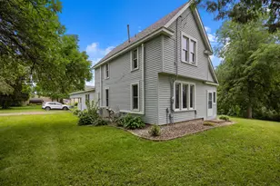 202 N 2nd St, Darwin, MN 55324 - Photo 38
