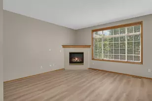 14189 Fountain Hills Ct NE, Prior Lake, MN 55372 - Photo 4