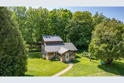 7211 S State Road 35, Foxboro, WI 54836 - Photo 1