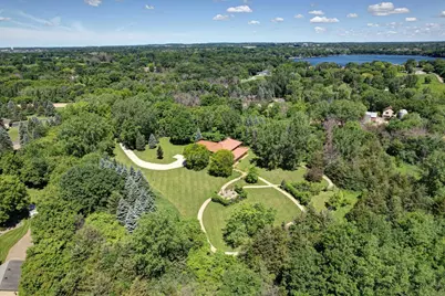 185 Pioneer Trail, Chanhassen, MN 55317 - Photo 8