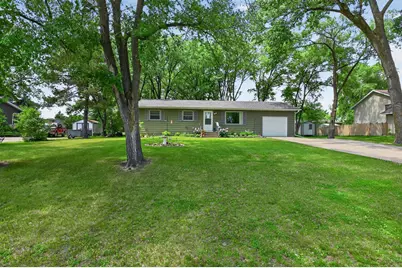 1808 E Golf Course Road NE, Alexandria, MN 56308 - Photo 6