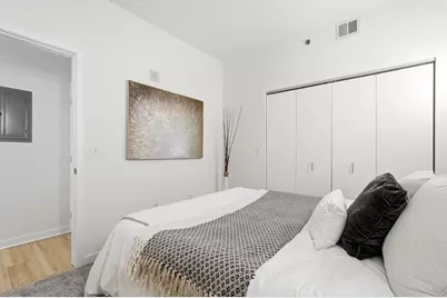 929 Portland Avenue #810, Minneapolis, MN 55404 - Photo 22