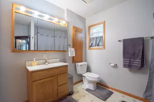 805 13th St N, Moorhead, MN 56560 - Photo 16