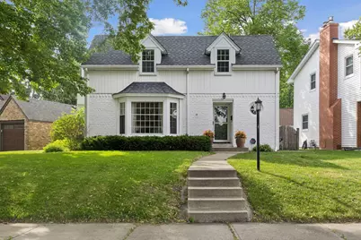 4209 Drew Avenue N, Robbinsdale, MN 55422 - Photo 2