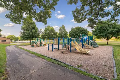 4209 Drew Avenue N, Robbinsdale, MN 55422 - Photo 44