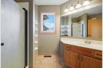 2340 19th Avenue NE, Minneapolis, MN 55418 - Photo 18