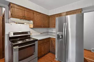2046 Reaney Ave E, Saint Paul, MN 55119 - Photo 6