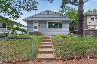 2046 Reaney Avenue E, Saint Paul, MN 55119 - Photo 1