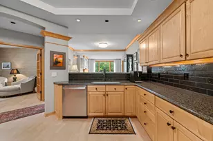 11460 Fairfield Rd W, Minnetonka, MN 55305 - Photo 16