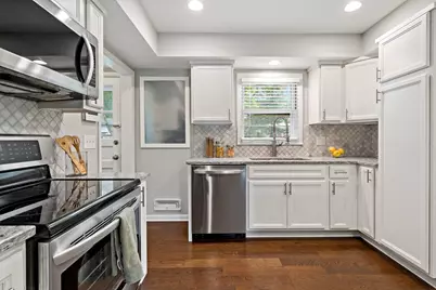 5104 Duggan Plaza, Edina, MN 55439 - Photo 12