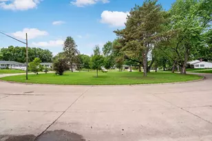5104 Duggan Plaza, Edina, MN 55439 - Photo 40