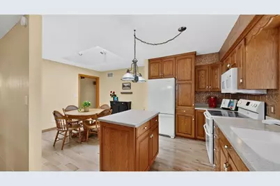 11560 767th Avenue, Le Roy, MN 55951 - Photo 16