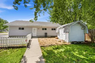 424 S Ramsey Ave, Litchfield, MN 55355 - Photo 18