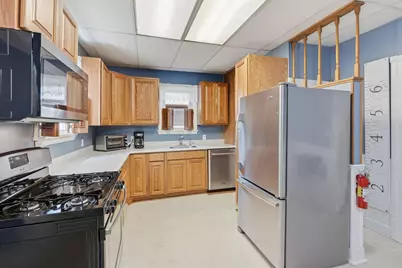 424 S Ramsey Avenue, Litchfield, MN 55355 - Photo 4