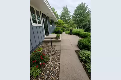 3633 Flag Avenue N, New Hope, MN 55427 - Photo 8
