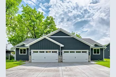 230 S Chestnut Street, Ellsworth, WI 54011 - Photo 12