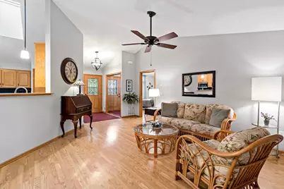 8541 Inverness Lane N, Brooklyn Park, MN 55443 - Photo 10