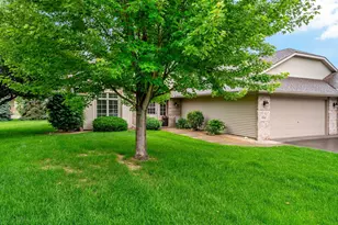 8541 Inverness Ln N, Brooklyn Park, MN 55443 - Photo 2