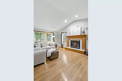 8541 Inverness Lane N, Brooklyn Park, MN 55443 - Photo 24