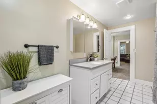 302 Wyoming St E, Saint Paul, MN 55107 - Photo 18