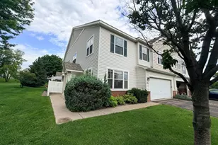 682 Princeton Ave, Shakopee, MN 55379 - Photo 2