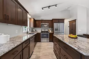 9613 River Forest Dr, Monticello, MN 55362 - Photo 14