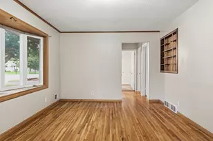 7556 Major Ave N, Brooklyn Park, MN 55443 - Photo 6