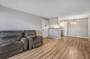 1713 Fulham St, Saint Paul, MN 55113 - Photo 2