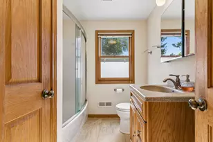 3910 Elmwood St, Vadnais Heights, MN 55127 - Photo 10