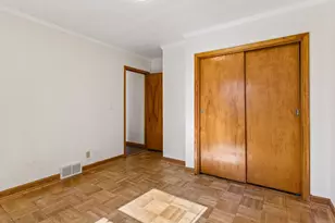 3910 Elmwood St, Vadnais Heights, MN 55127 - Photo 8