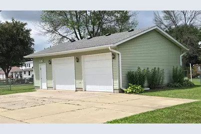 303 W Main Street, Blooming Prairie, MN 55917 - Photo 10