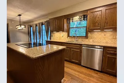 11905 26th Avenue N, Plymouth, MN 55441 - Photo 8