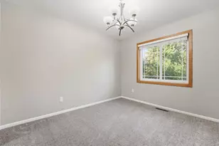 9244 Andrea Dr, Woodbury, MN 55125 - Photo 16