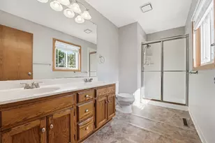 9244 Andrea Dr, Woodbury, MN 55125 - Photo 44
