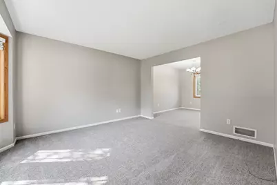 9244 Andrea Drive, Woodbury, MN 55125 - Photo 6