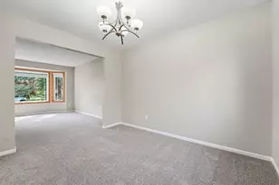 9244 Andrea Dr, Woodbury, MN 55125 - Photo 14