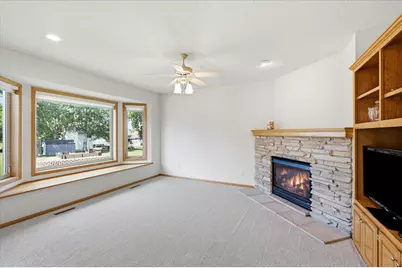 1364 Pond Circle, Waconia, MN 55387 - Photo 10