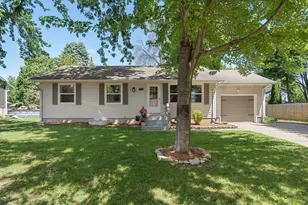 716 Winter Dr, Faribault, MN 55021 - Photo 1