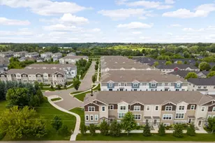 887 Roselyn Dr, Victoria, MN 55386 - Photo 2