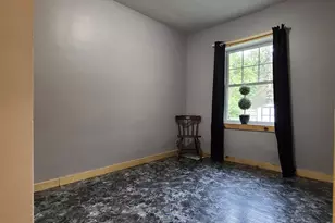 635 E 2nd St, Litchfield, MN 55355 - Photo 14