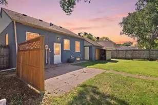 635 E 2nd St, Litchfield, MN 55355 - Photo 24