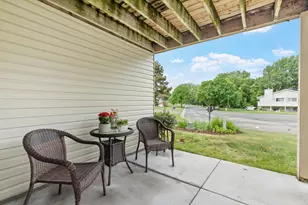 3859 Dolomite Dr, Eagan, MN 55122 - Photo 22