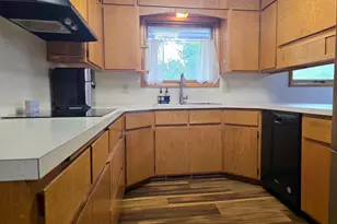1050 8th St SW, Pine City, MN 55063 - Photo 8