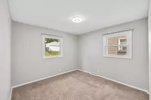 5856 Washburn Ave S, Minneapolis, MN 55410 - Photo 12